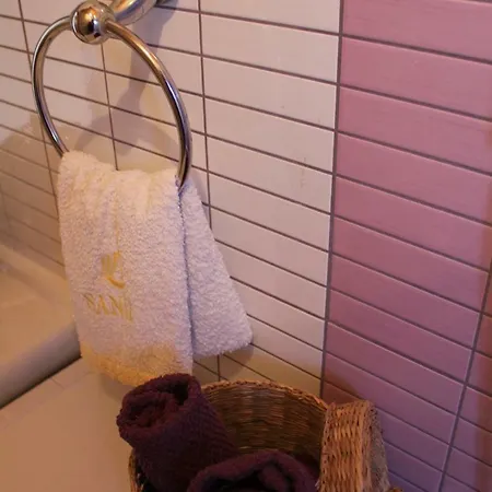 Konukevi House Lola 3*